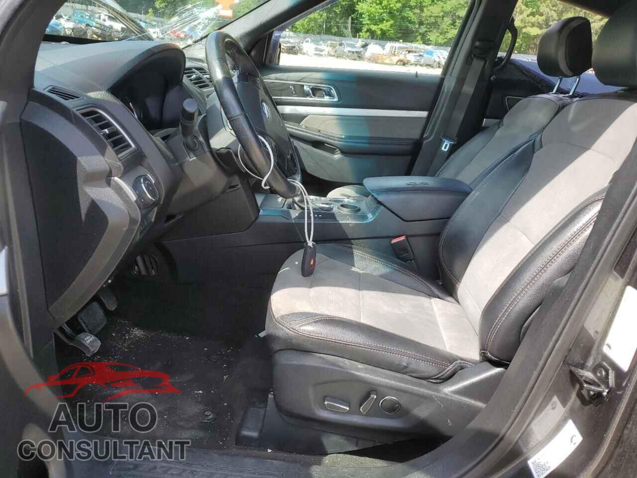 FORD EXPLORER 2017 - 1FM5K7D81HGA02007