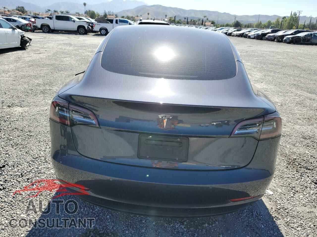 TESLA MODEL 3 2022 - 5YJ3E1EA9NF373505