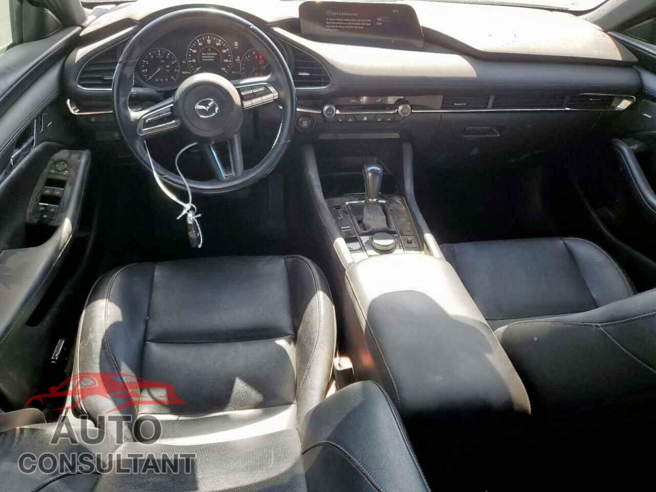 MAZDA 3 2019 - JM1BPBNM4K1133045
