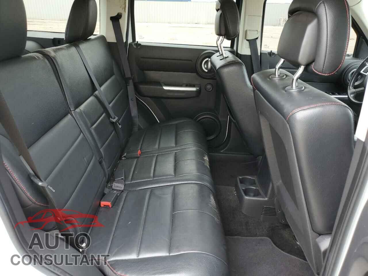 DODGE NITRO 2011 - 1D4PU7GX8BW525499