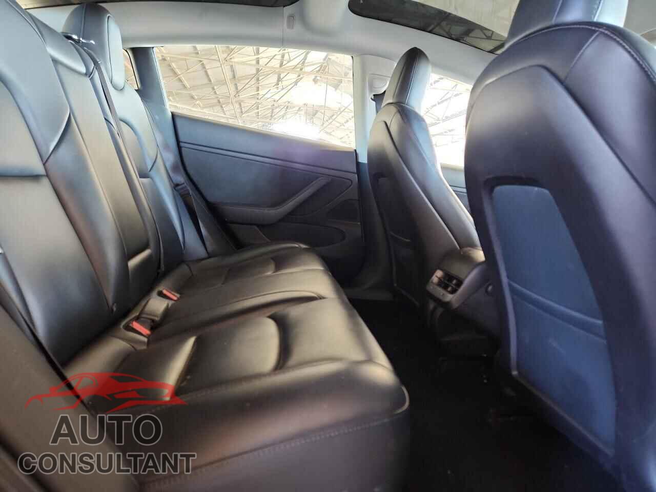 TESLA MODEL 3 2019 - 5YJ3E1EA9KF484714