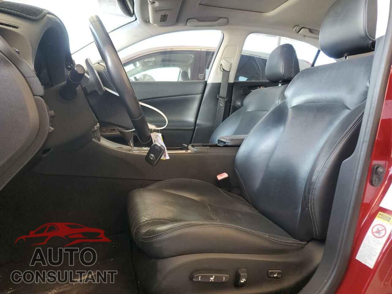 LEXUS IS 2011 - JTHBF5C28B5132798