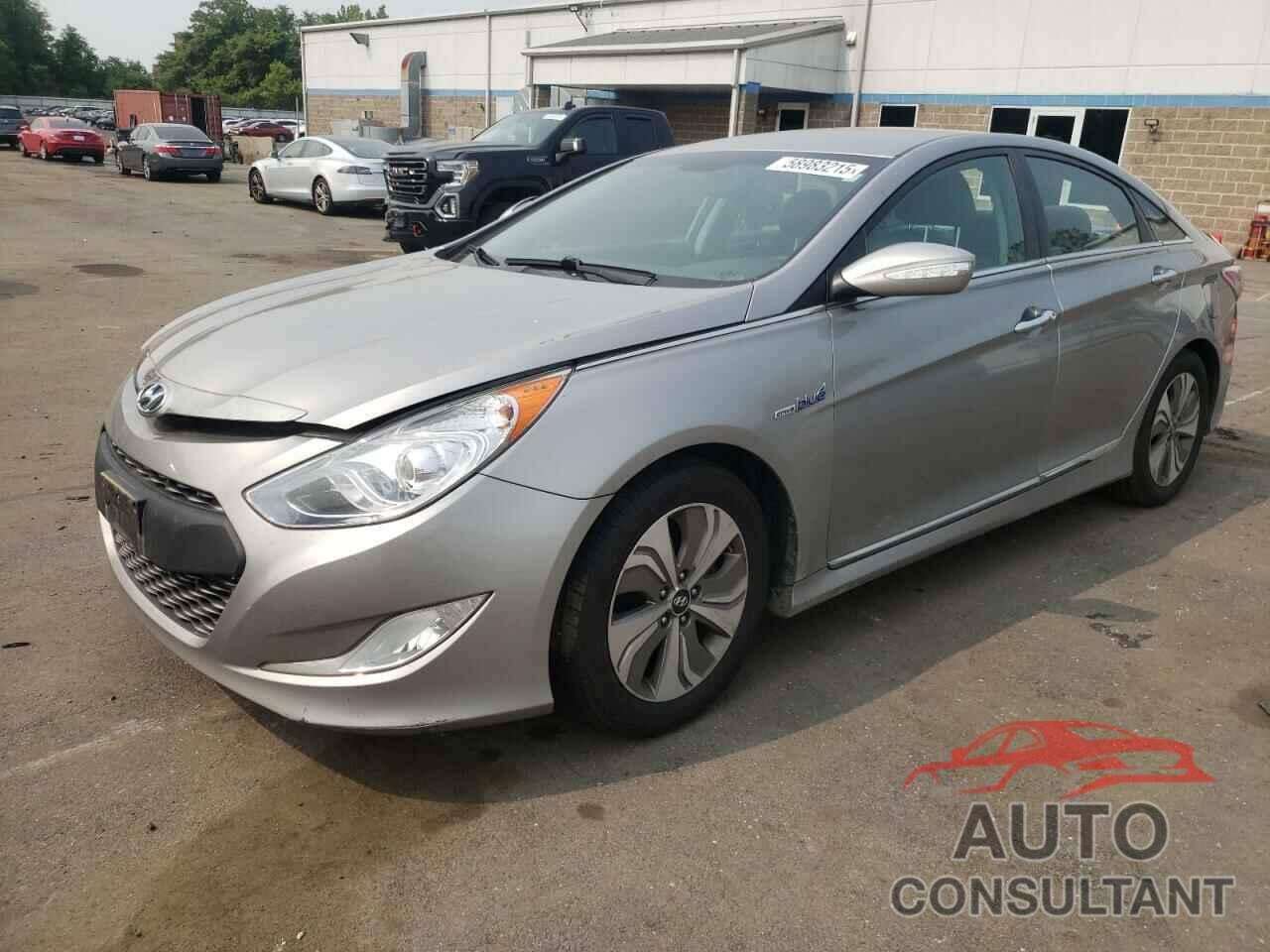 HYUNDAI SONATA 2013 - KMHEC4A4XDA092428