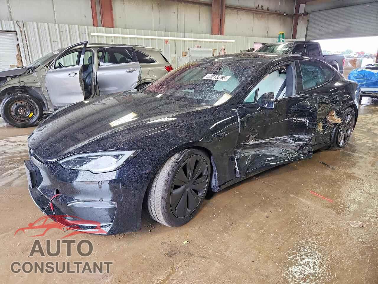 TESLA MODEL S 2024 - 5YJSA1E52RF543624