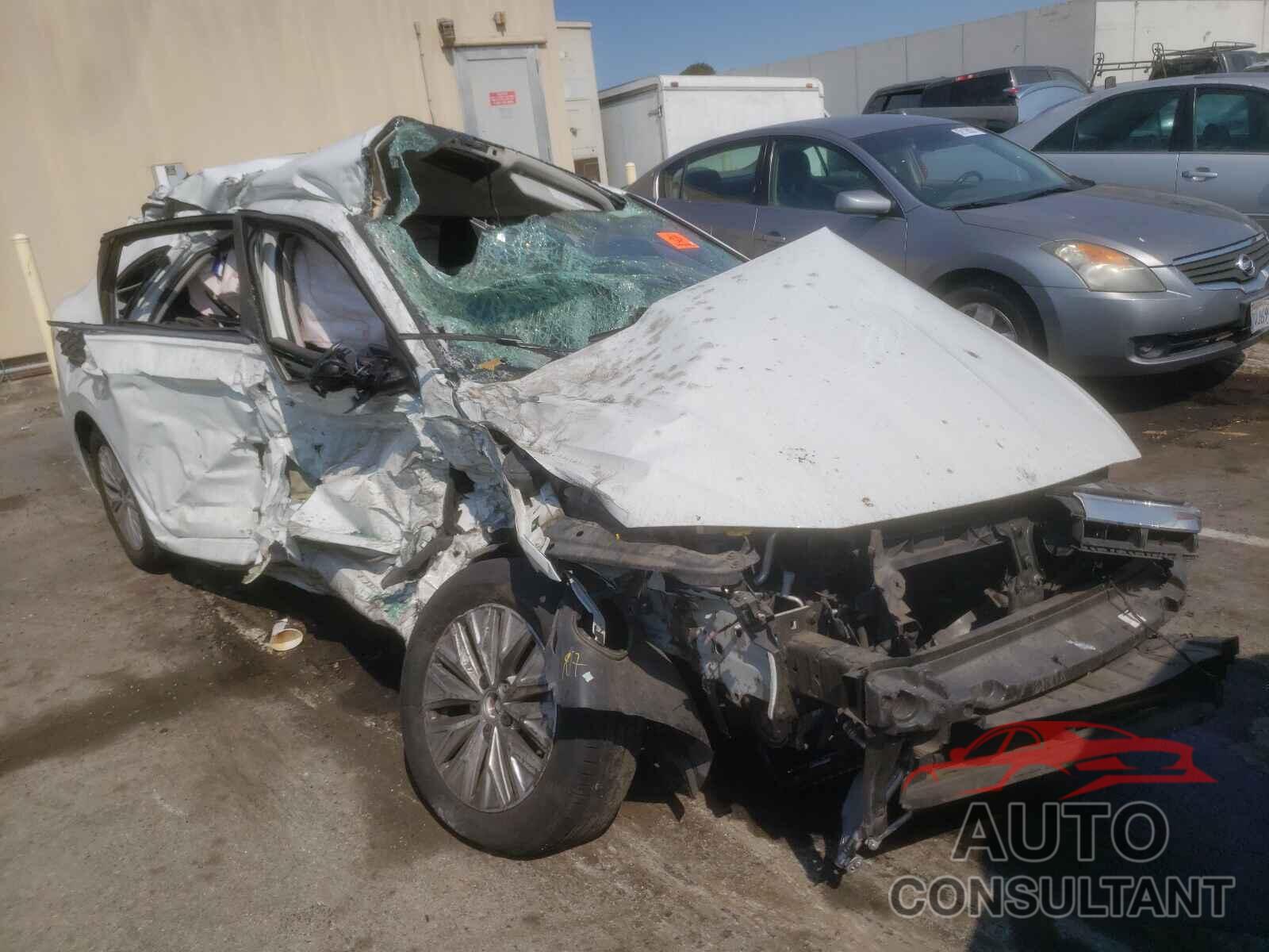 VOLKSWAGEN JETTA 2019 - 3VWC57BU6KM172490