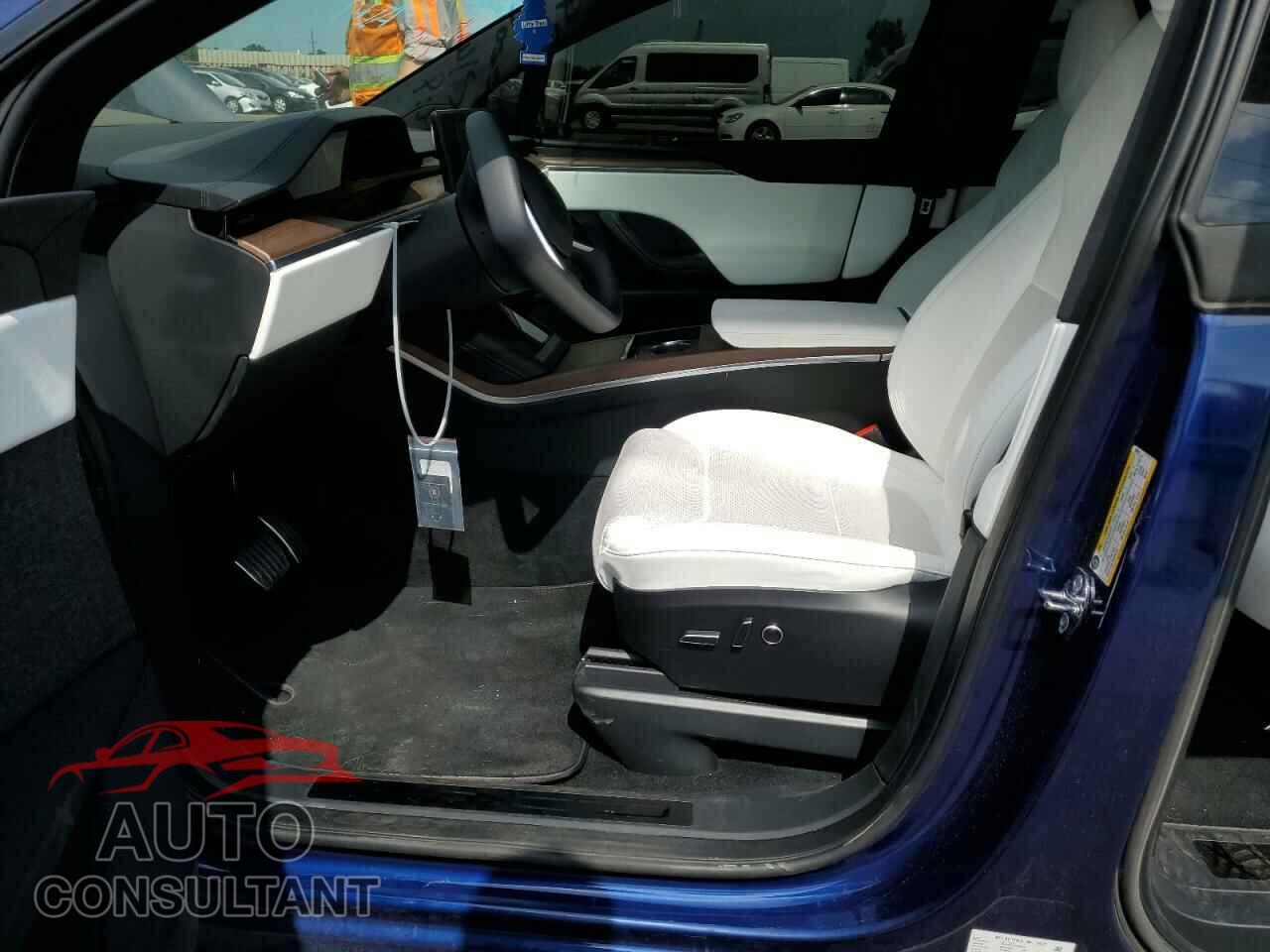 TESLA MODEL X 2022 - 7SAXCBE53NF360929