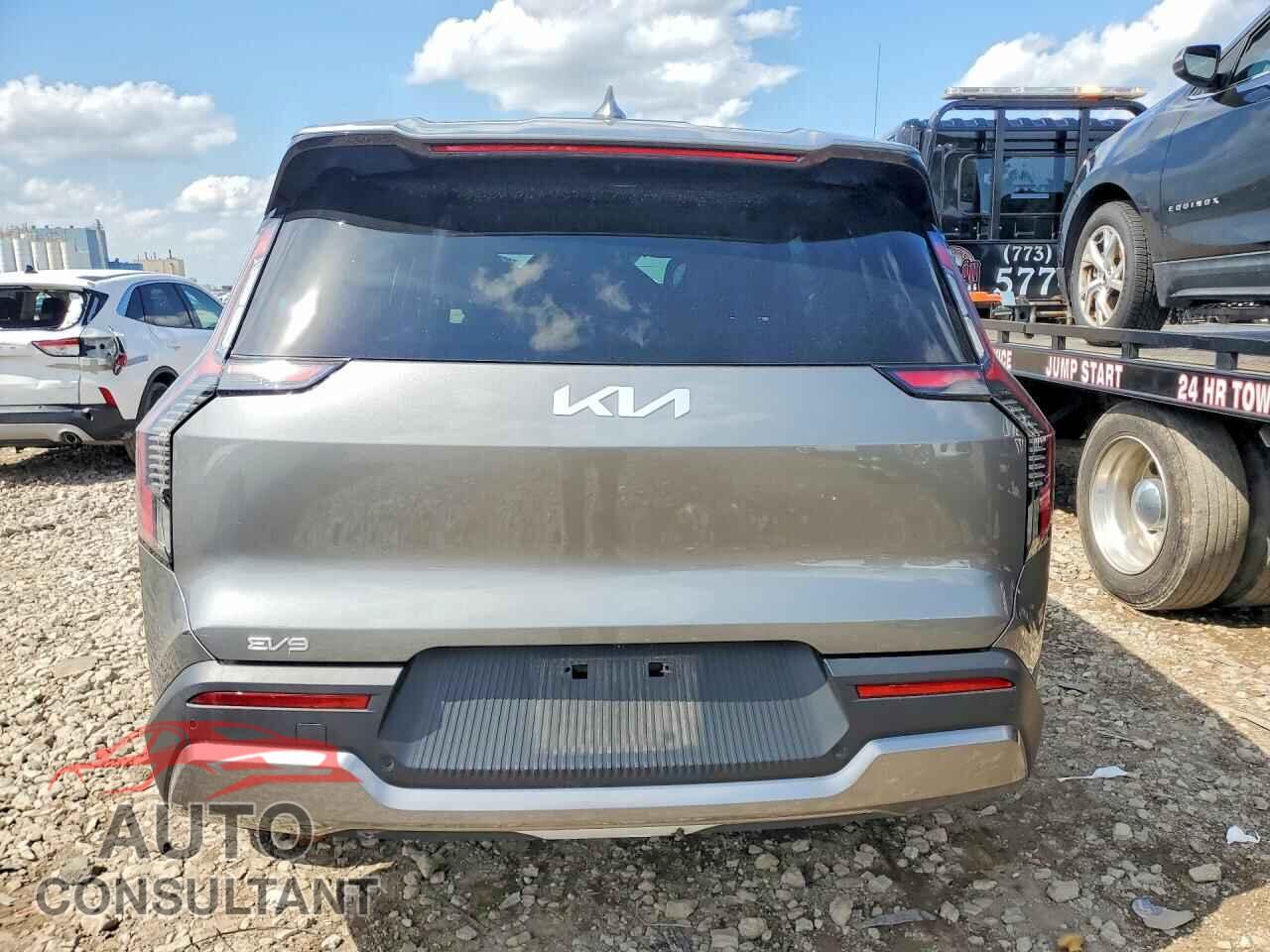 KIA EV9 2024 - KNDAA5S28R6018902