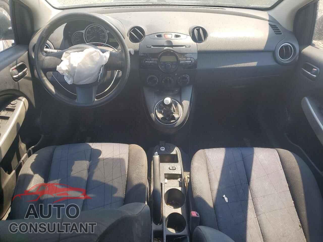 MAZDA 2 2011 - JM1DE1HZ9B0125612