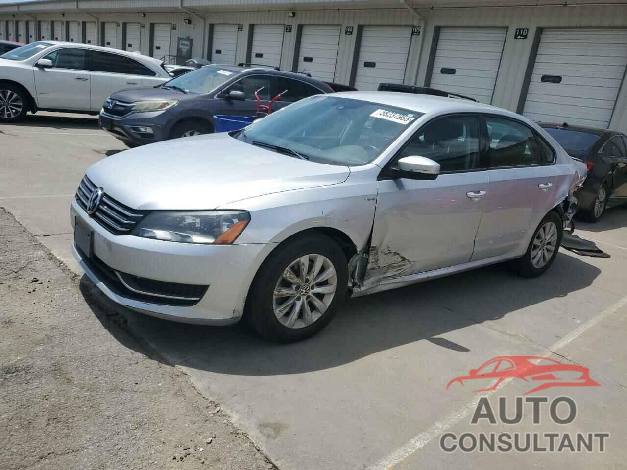 VOLKSWAGEN PASSAT 2015 - 1VWAT7A31FC060144