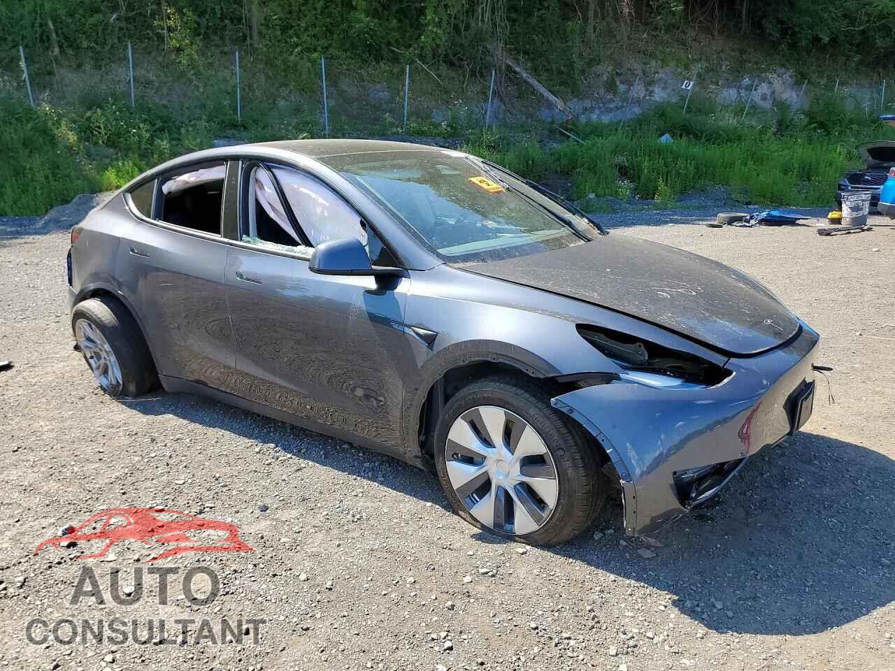 TESLA MODEL Y 2023 - 7SAYGAEE5PF932668