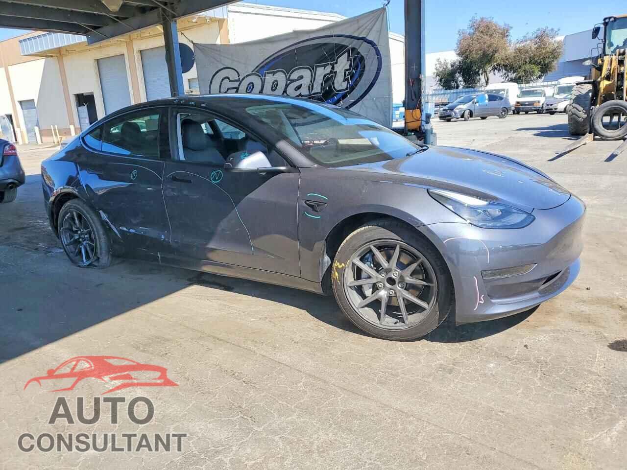 TESLA MODEL 3 2023 - 5YJ3E1EAXPF676358