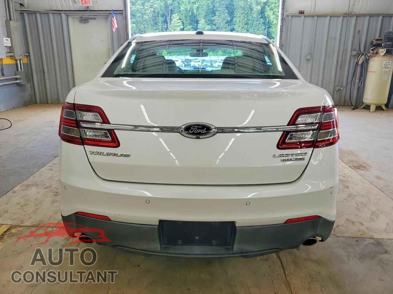 FORD TAURUS 2014 - 1FAHP2F8XEG128564