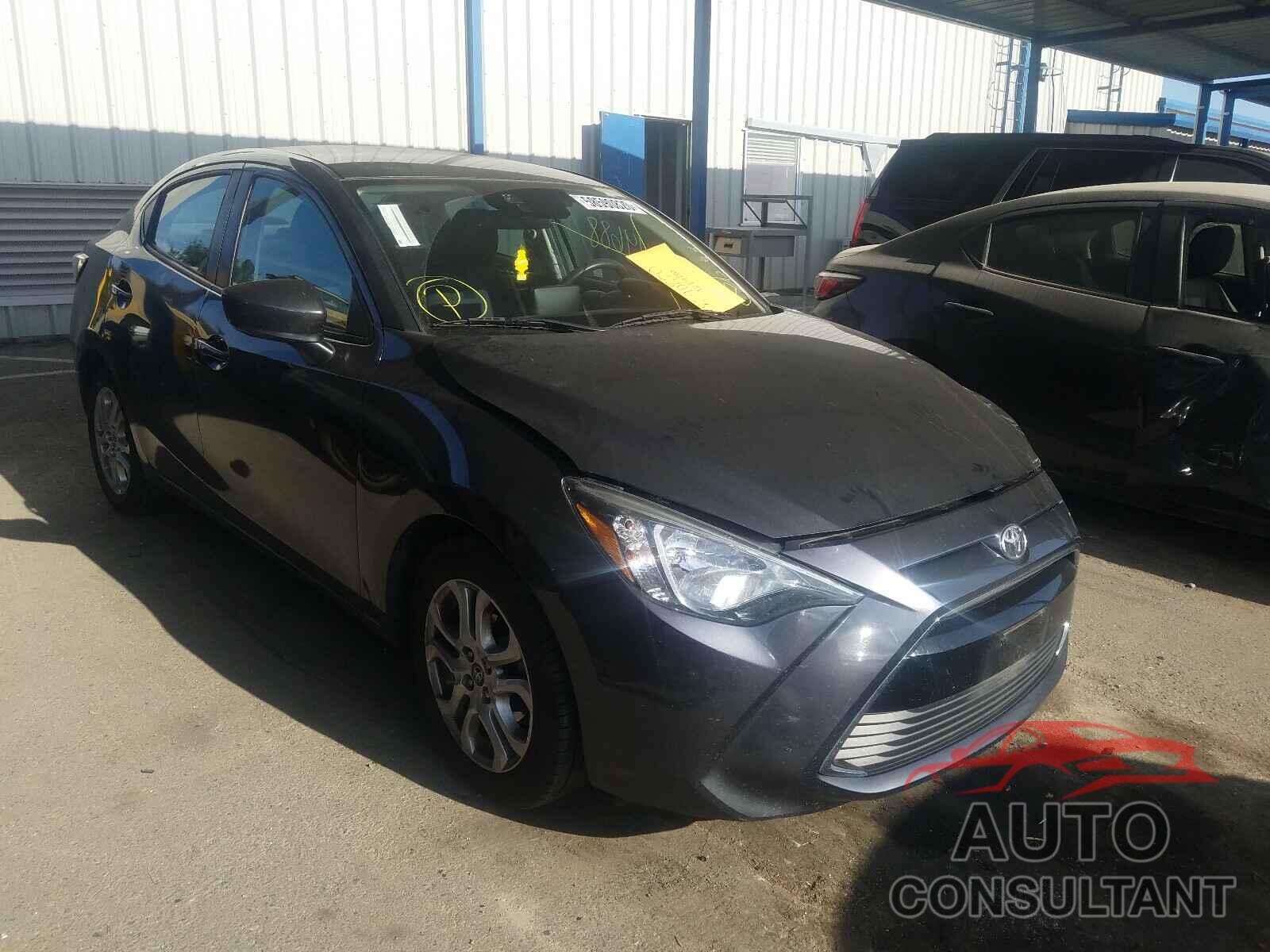 TOYOTA YARIS 2017 - 3MYDLBYV7HY173876