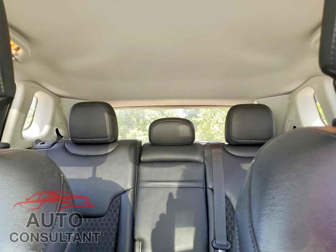 JEEP COMPASS 2019 - 3C4NJDBB7KT662091