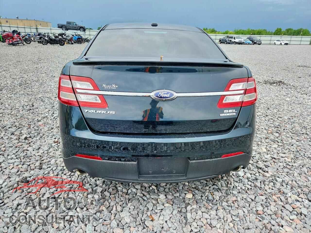 FORD TAURUS 2014 - 1FAHP2E83EG127225