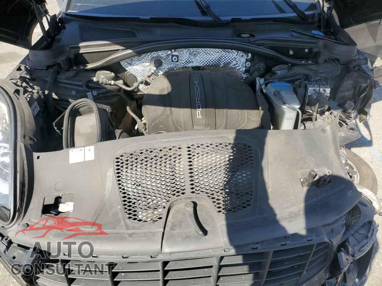 PORSCHE MACAN 2018 - WP1AA2A58JLB18304