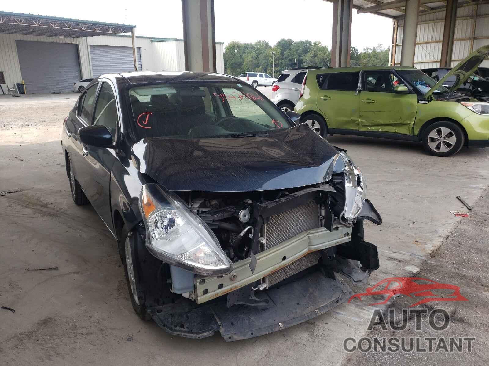 NISSAN VERSA 2016 - 3N1CN7APXGL875377
