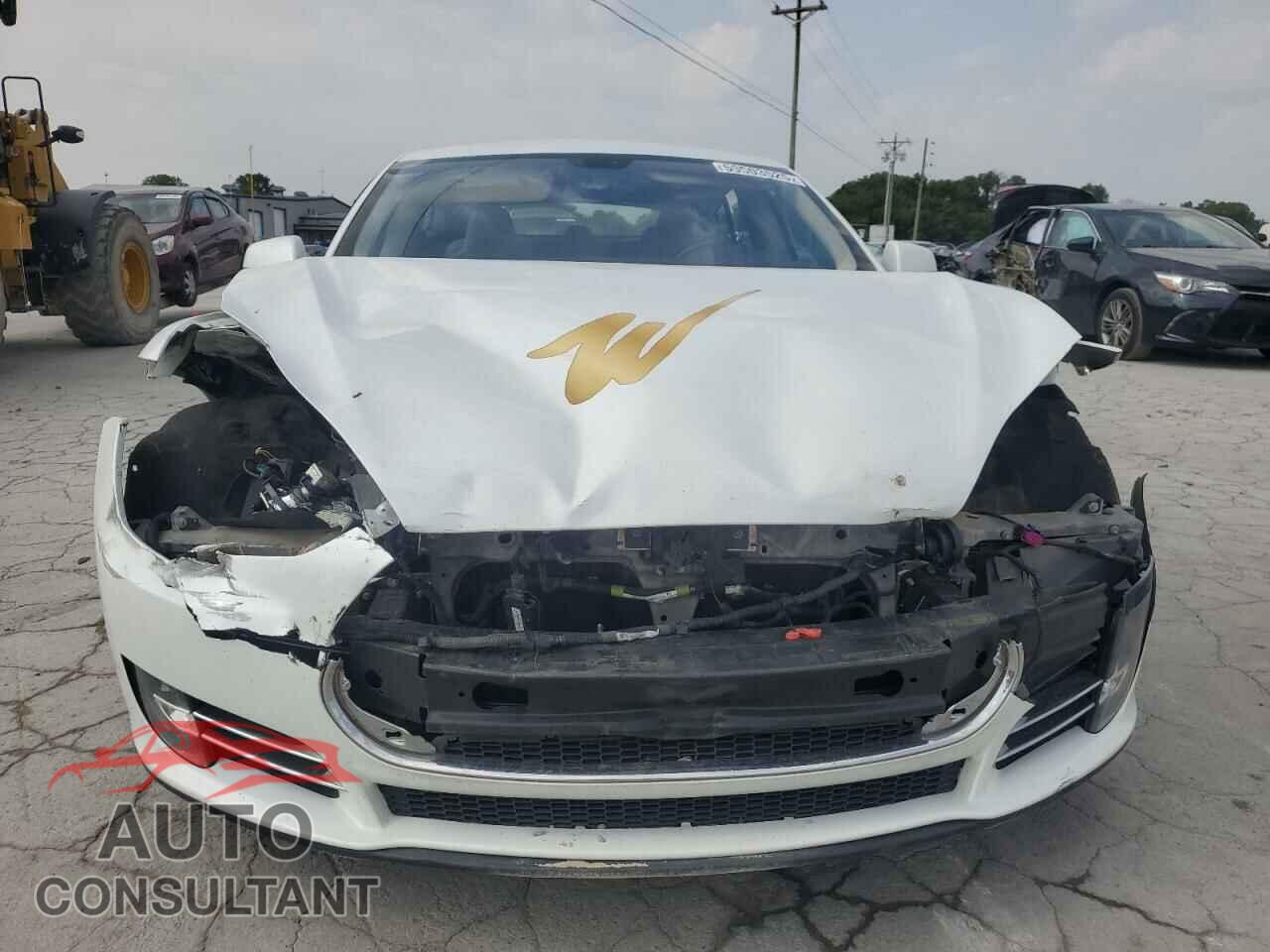 TESLA MODEL S 2013 - 5YJSA1DP3DFP14019