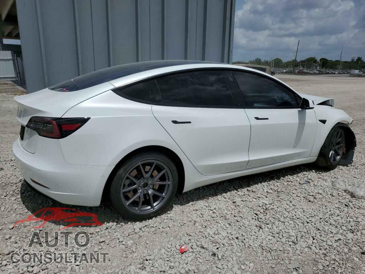 TESLA MODEL 3 2022 - 5YJ3E1EA3NF327278