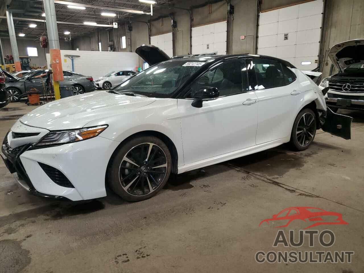 TOYOTA CAMRY 2018 - 4T1BZ1HK7JU012372