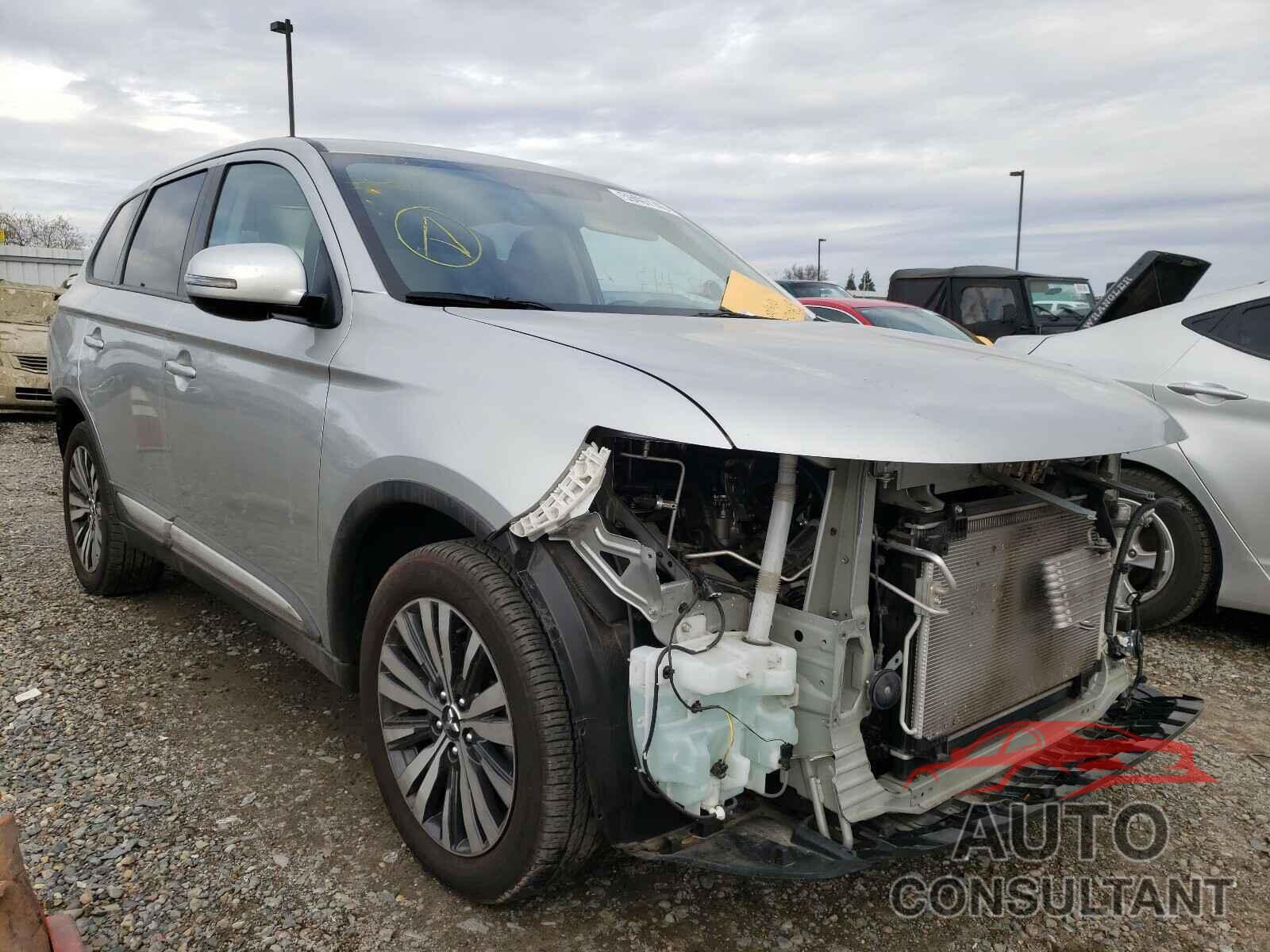 MITSUBISHI OUTLANDER 2019 - JA4AD3A38KZ049801
