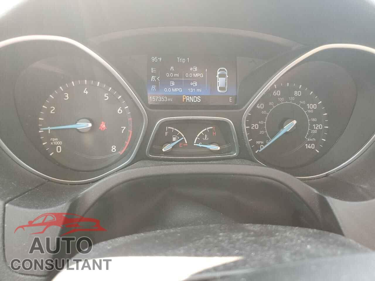 FORD FOCUS 2015 - 1FADP3N24FL214429