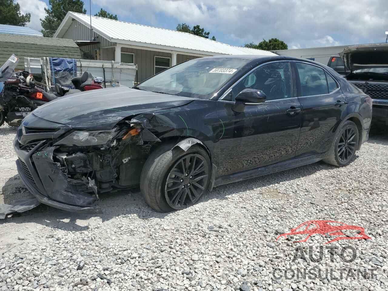 TOYOTA CAMRY 2022 - 4T1G11AK0NU674369