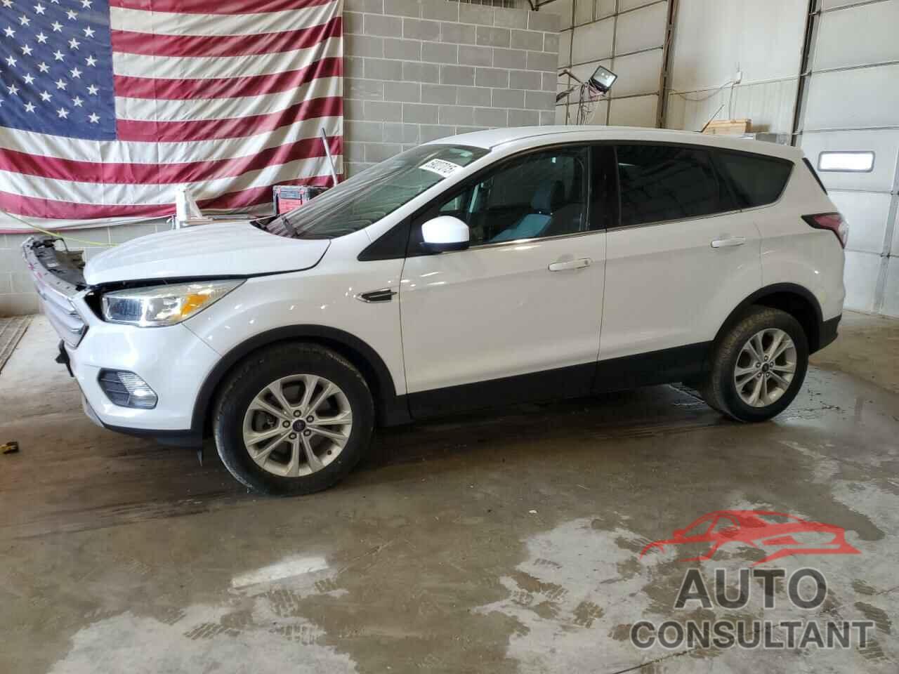 FORD ESCAPE 2017 - 1FMCU0G93HUE35973