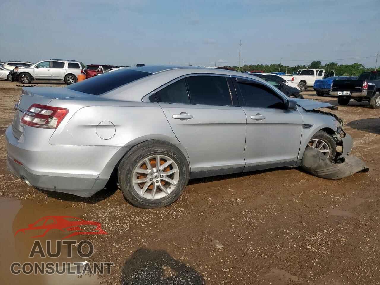 FORD TAURUS 2013 - 1FAHP2D88DG152587