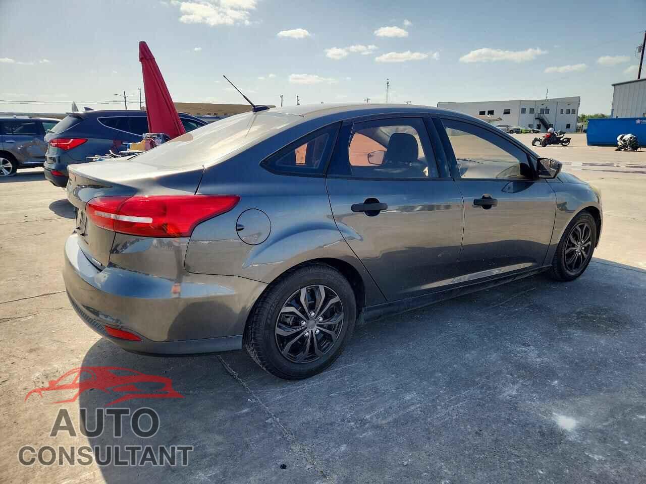 FORD FOCUS 2016 - 1FADP3E25GL379200