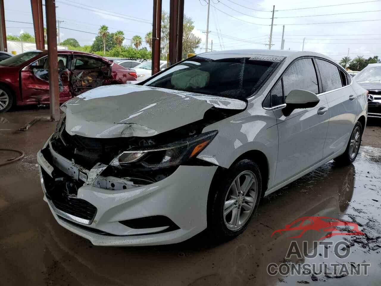 CHEVROLET CRUZE 2017 - 1G1BE5SM0H7276987