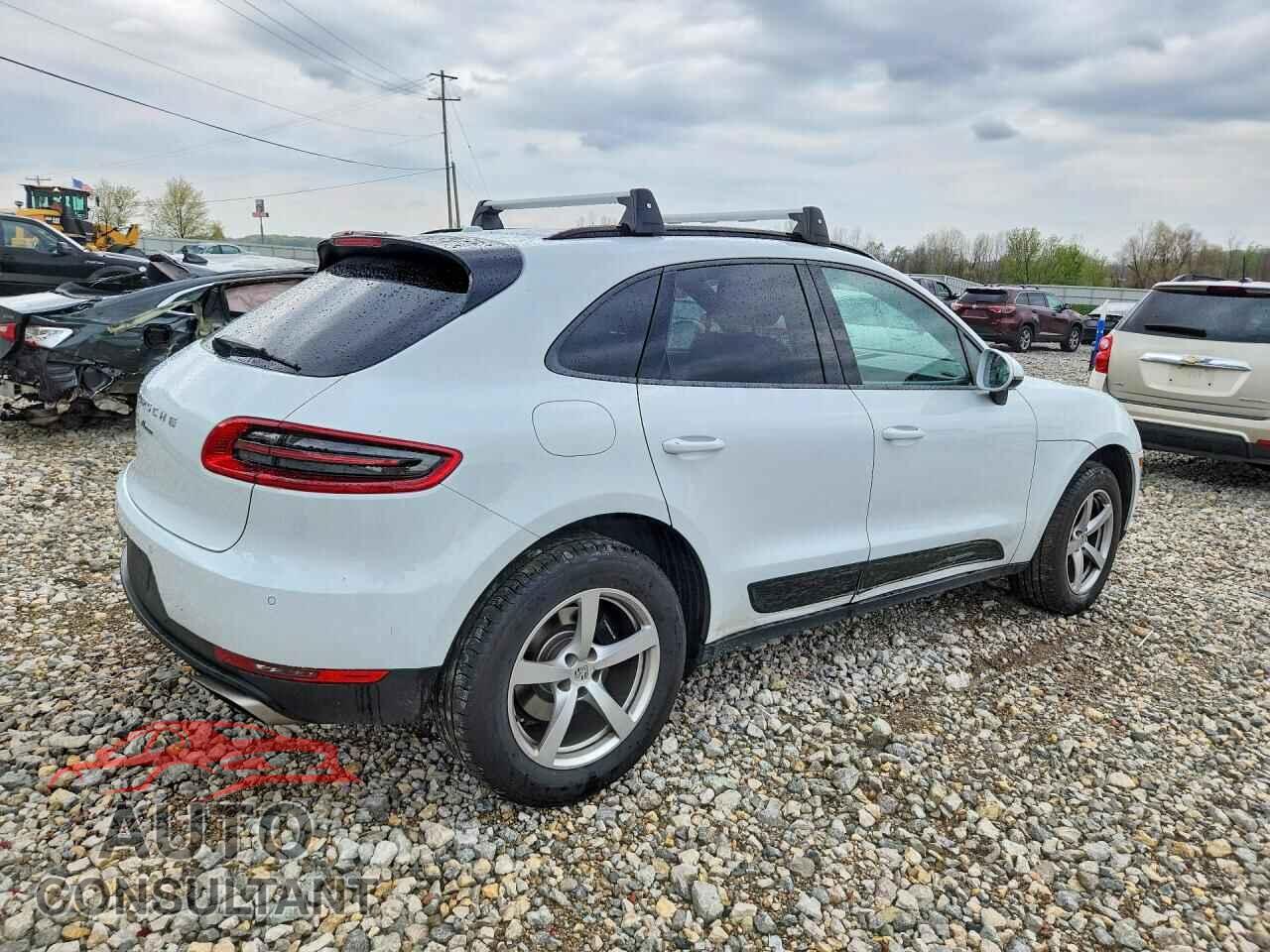 PORSCHE MACAN 2018 - WP1AA2A51JLB09590