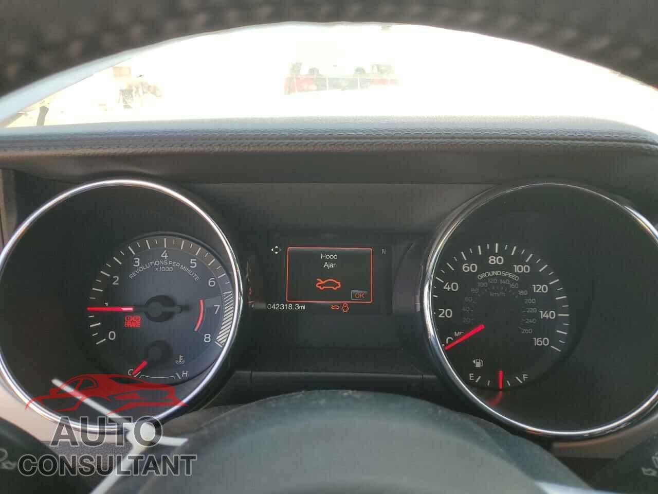 FORD MUSTANG 2016 - 1FA6P8CF0G5252032