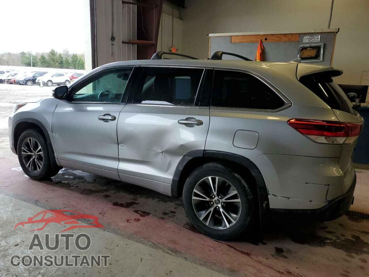 TOYOTA HIGHLANDER 2017 - 5TDBZRFH0HS455326