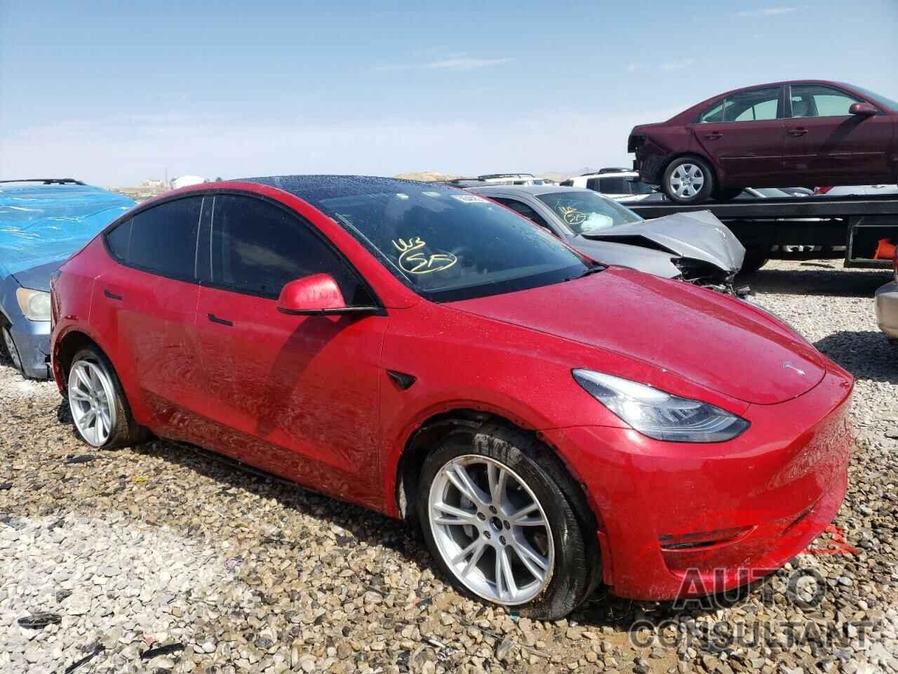 TESLA MODEL Y 2021 - 5YJYGDEE2MF153142