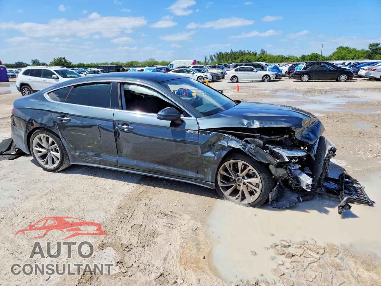 AUDI A5 2024 - WAUABCF55RA071069
