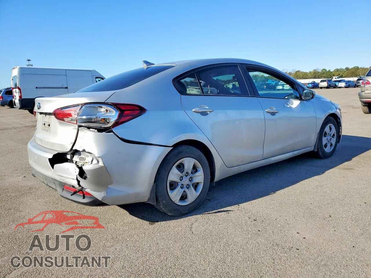 KIA FORTE 2017 - 3KPFK4A72HE067581