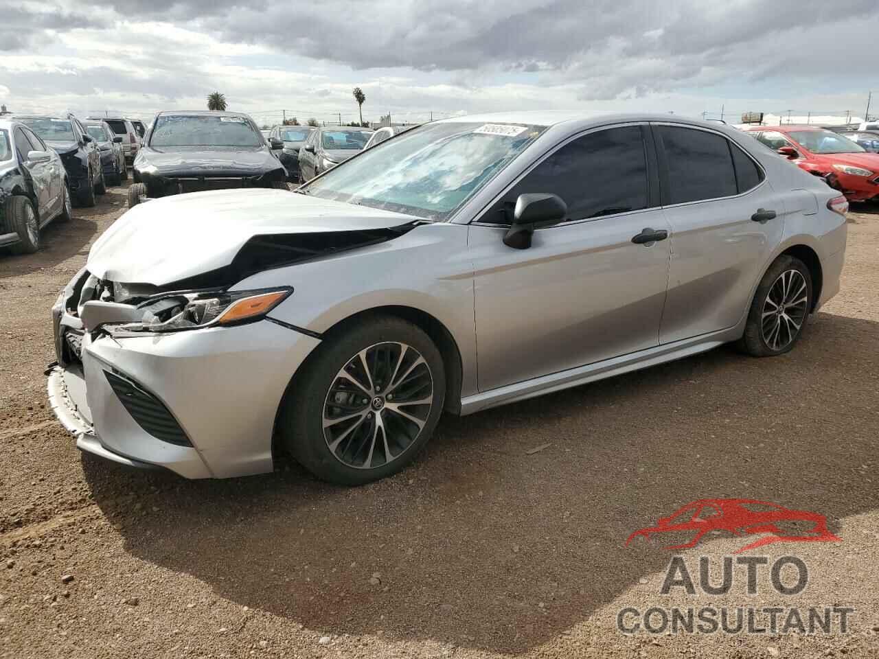 TOYOTA CAMRY 2018 - 4T1B11HKXJU671795