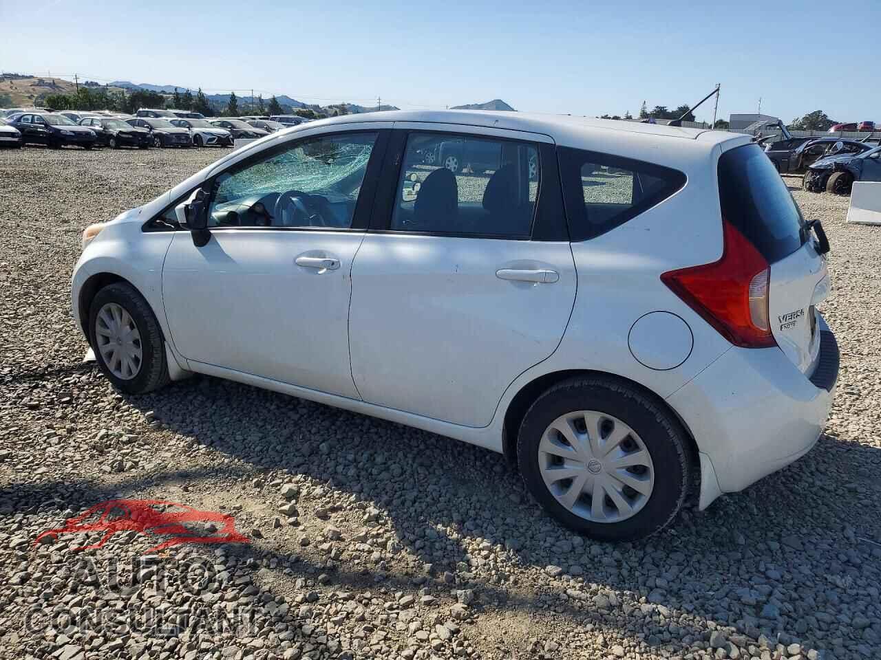 NISSAN VERSA 2015 - 3N1CE2CP1FL431075