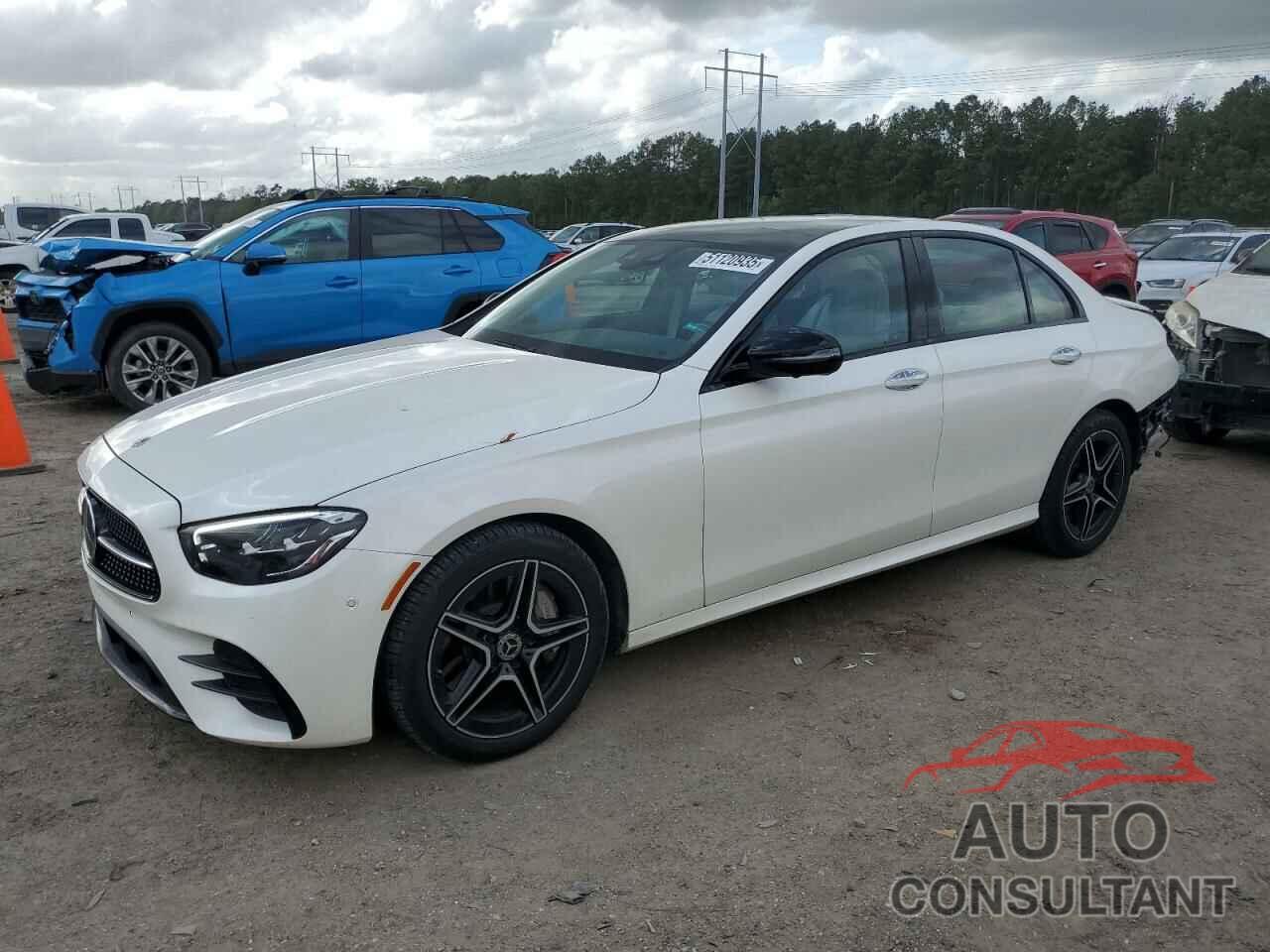 MERCEDES-BENZ E-CLASS 2022 - W1KZF5KB3NB073852