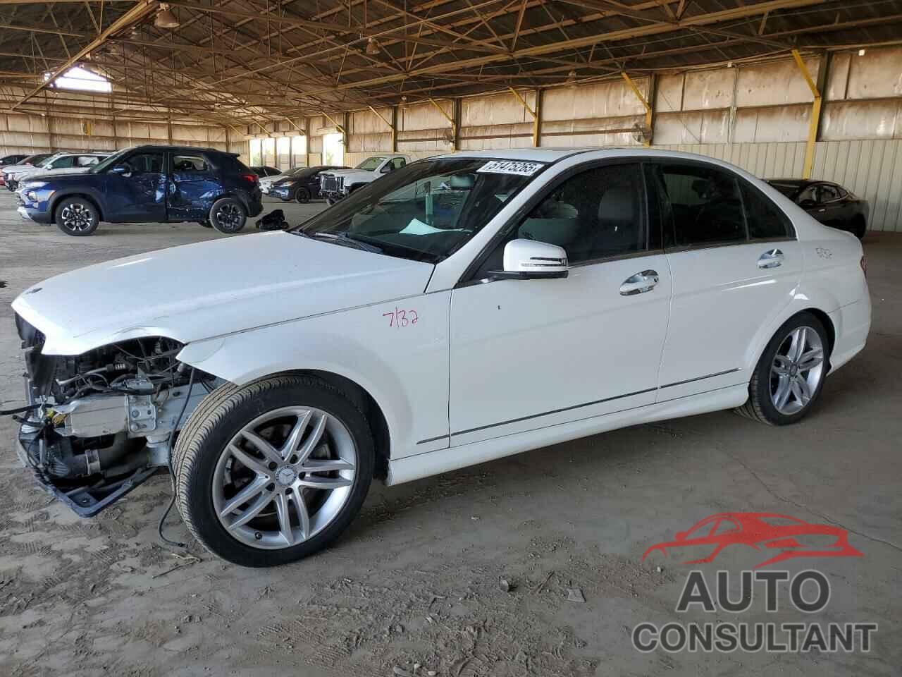 MERCEDES-BENZ C-CLASS 2014 - WDDGF4HB1ER303534
