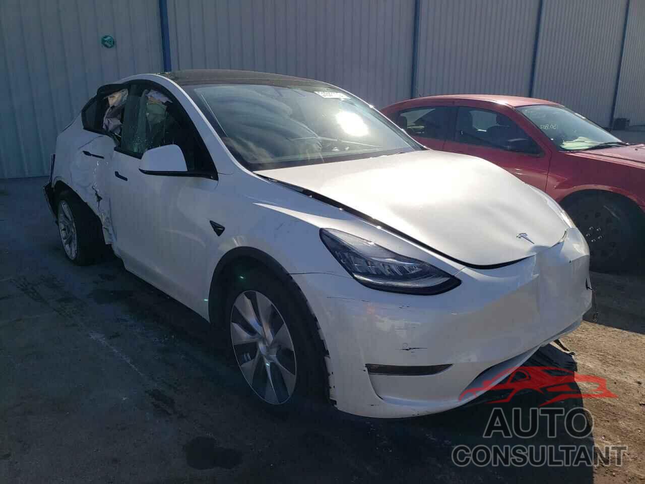 TESLA MODEL Y 2021 - 5YJYGDEE1MF114199