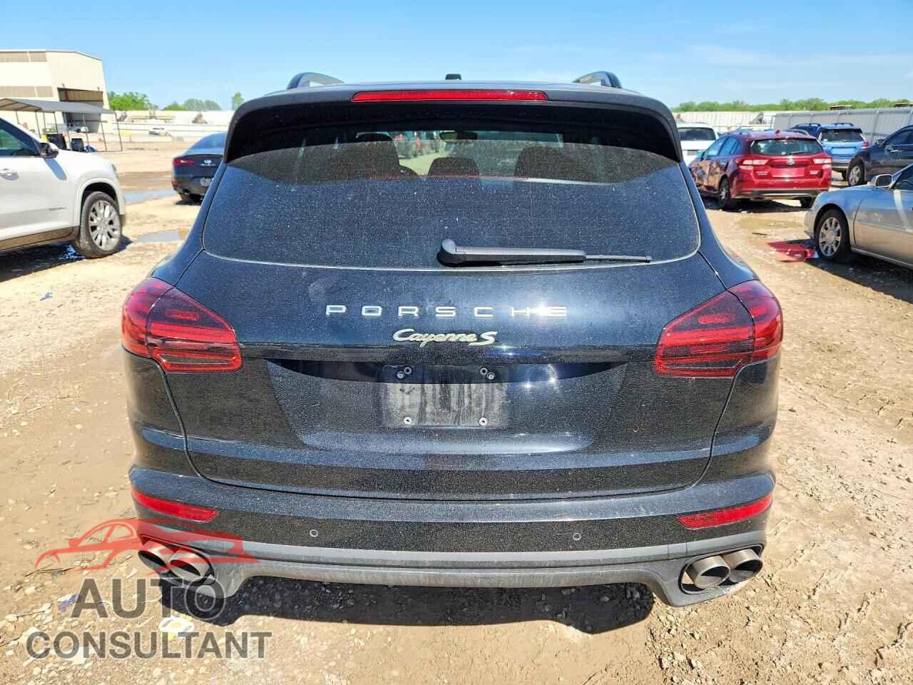 PORSCHE CAYENNE 2017 - WP1AE2A21HLA68303