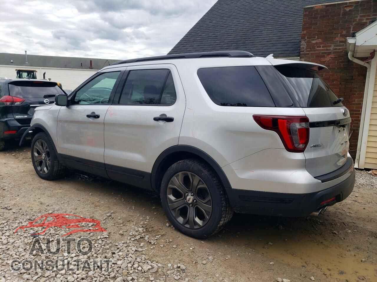 FORD EXPLORER 2018 - 1FM5K8GT3JGB87611
