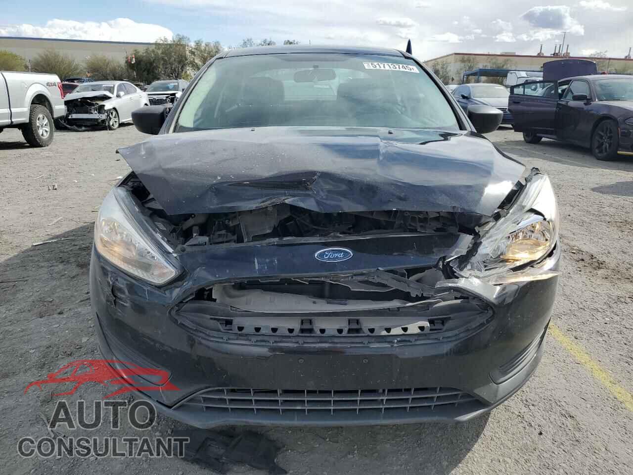 FORD FOCUS 2018 - 1FADP3E26JL329574