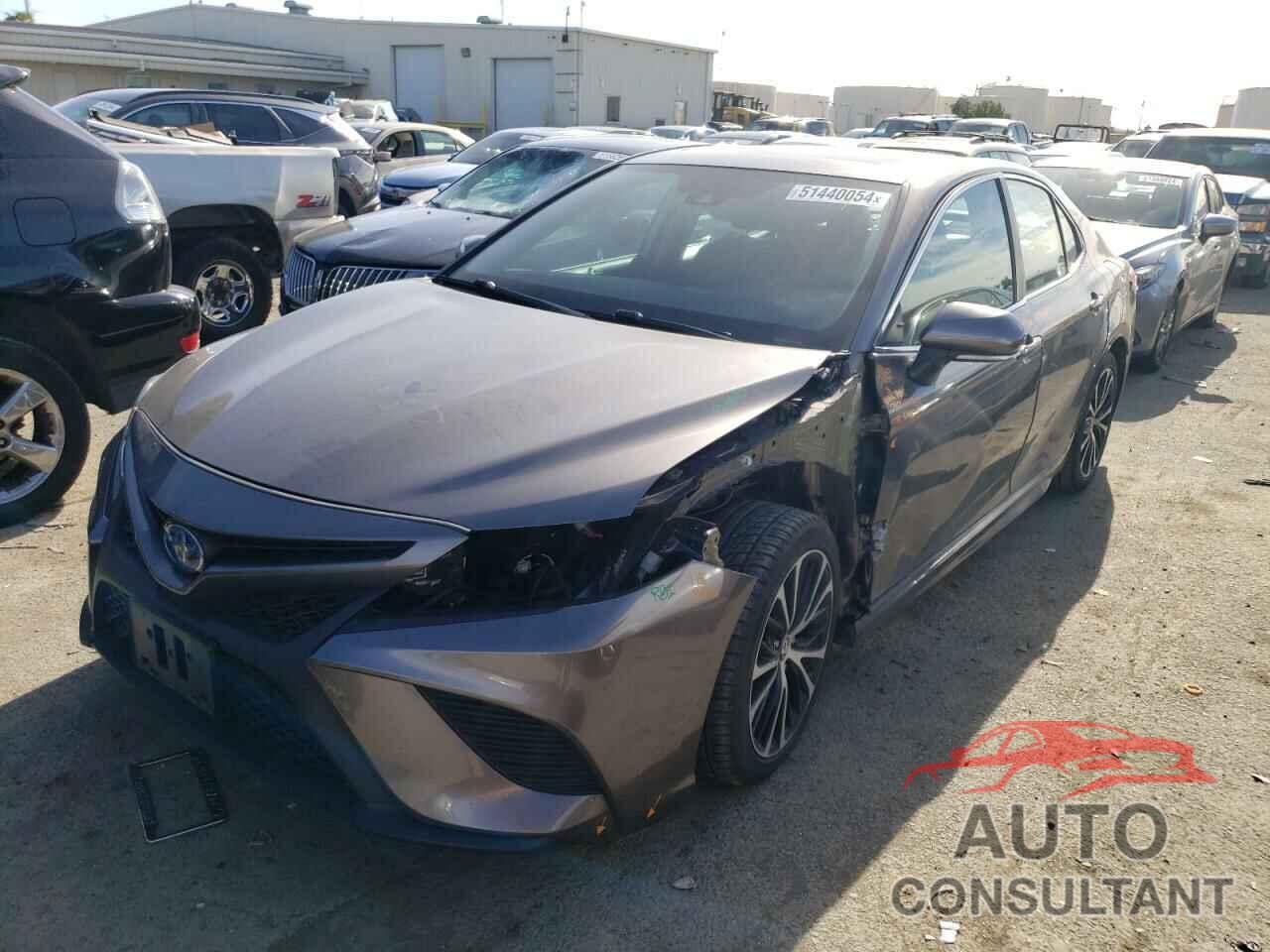 TOYOTA CAMRY 2019 - 4T1B21HK0KU522004