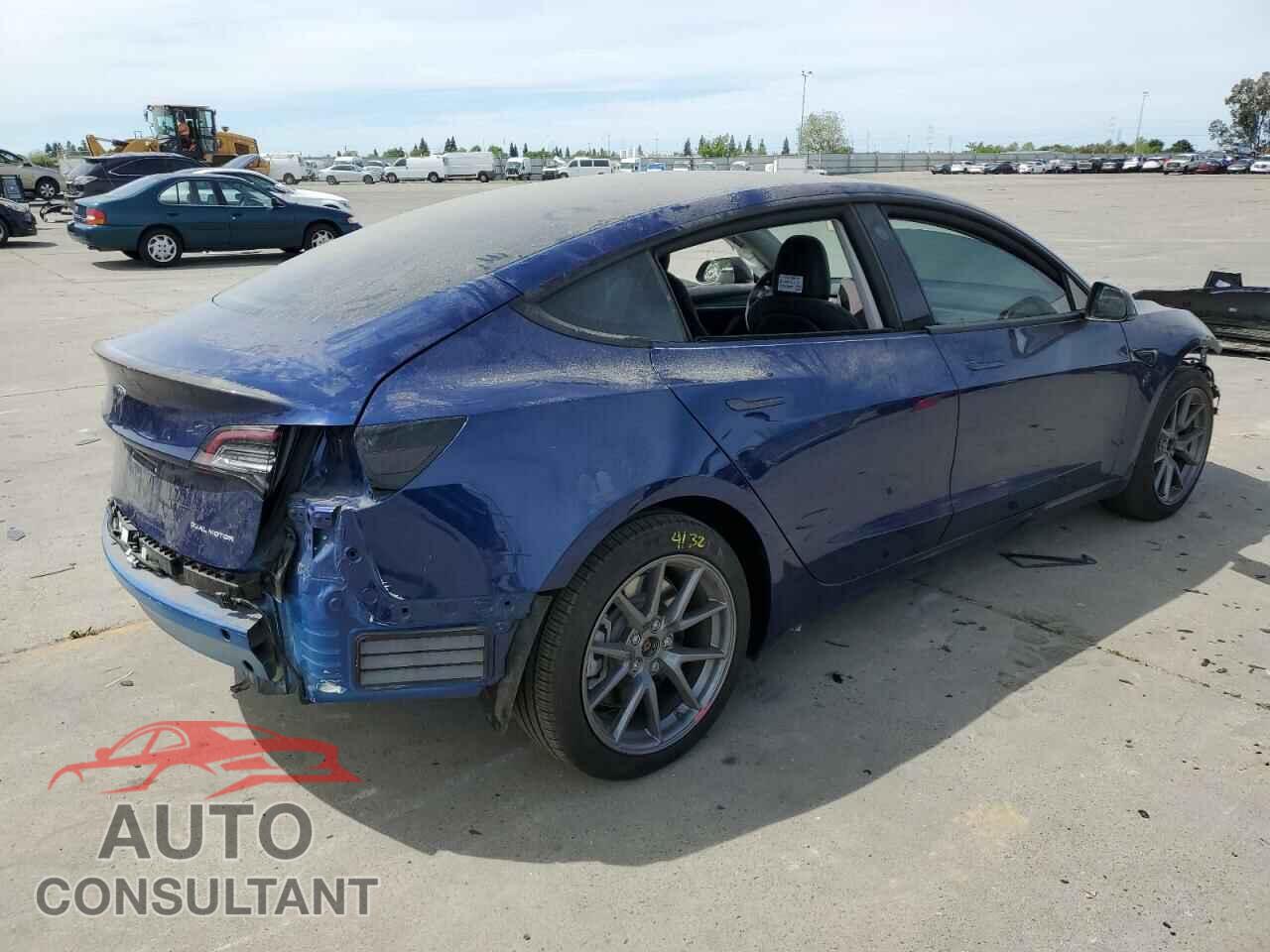 TESLA MODEL 3 2022 - 5YJ3E1EB2NF261413