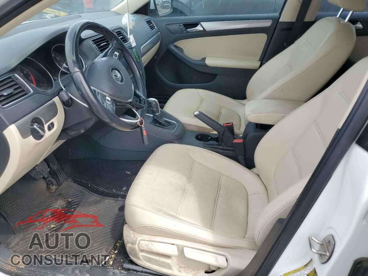 VOLKSWAGEN JETTA 2017 - 3VWDB7AJ6HM304533