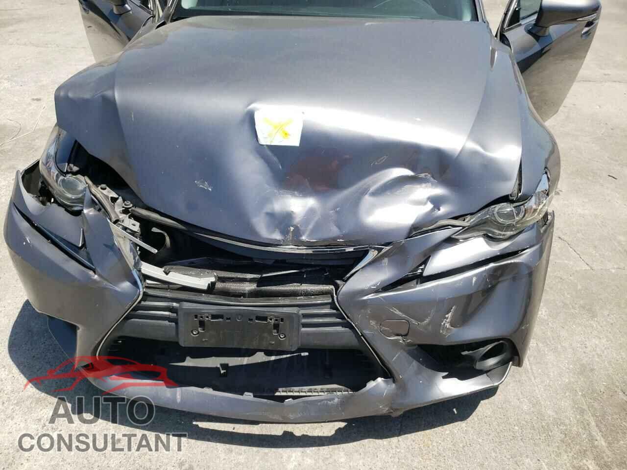 LEXUS IS 2016 - JTHBA1D24G5012008