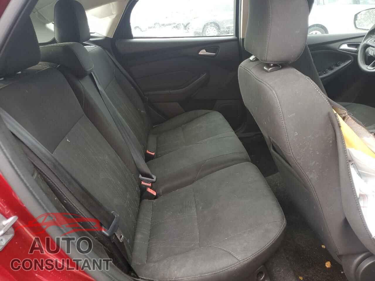 FORD FOCUS 2016 - 1FADP3K21GL368358